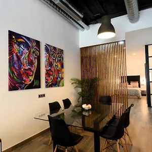 https://fabrica-del-lujo-en-el-centro-de.1costadelsol.com